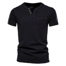 Camiseta Masculina com Gola em V Imperial
